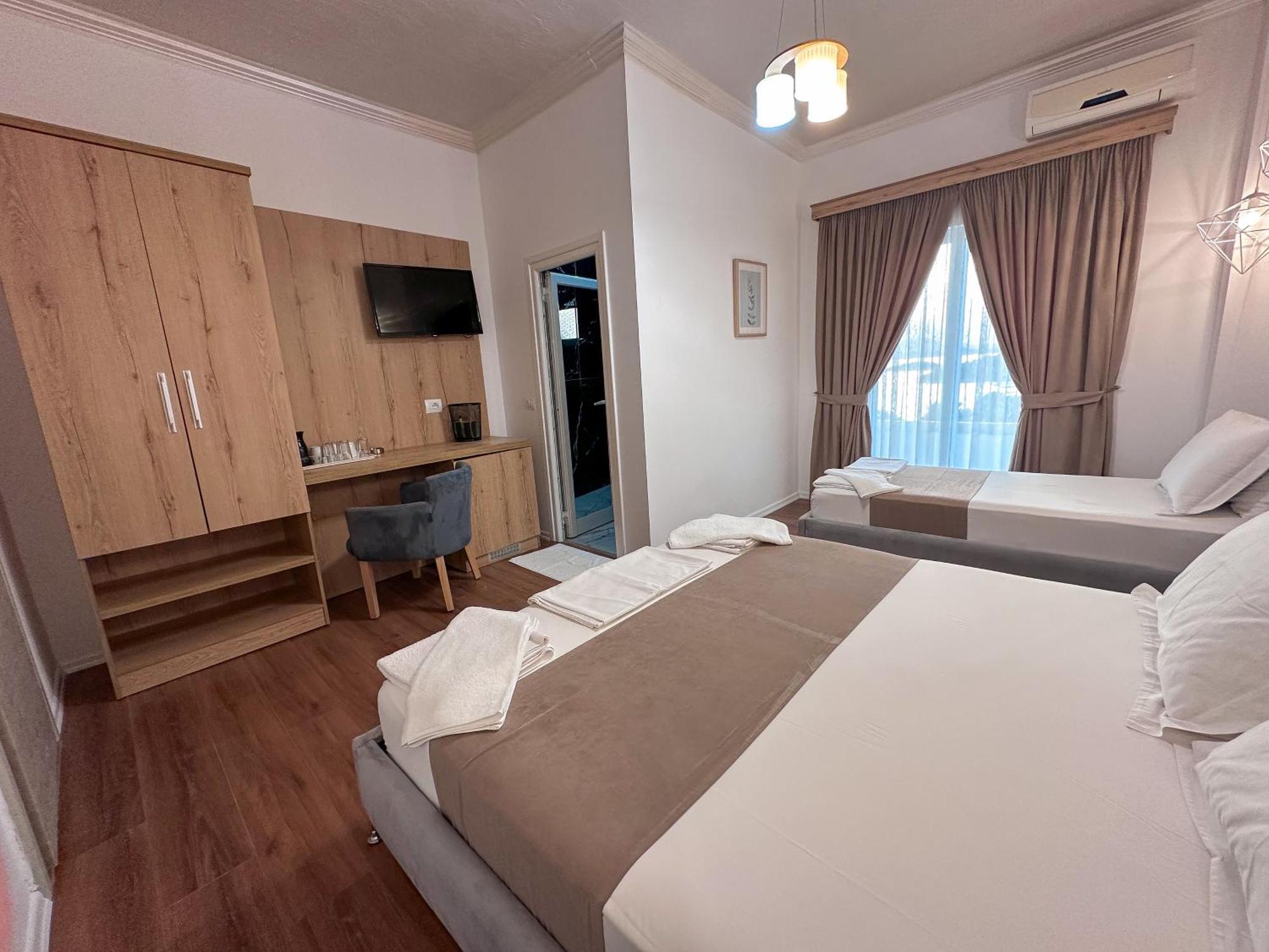 Hotel Murati Ksamil Exterior photo